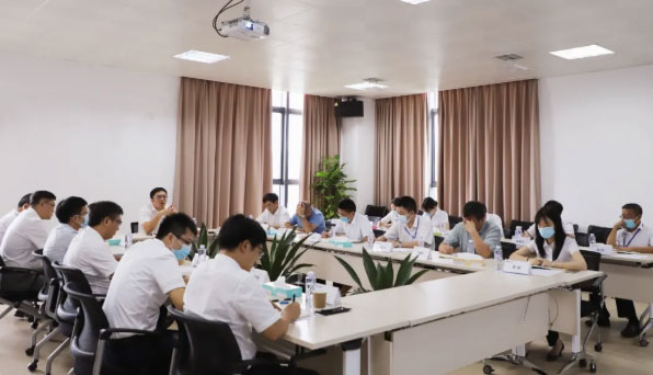 凯发k8一触即发召開“2020年中工作會”